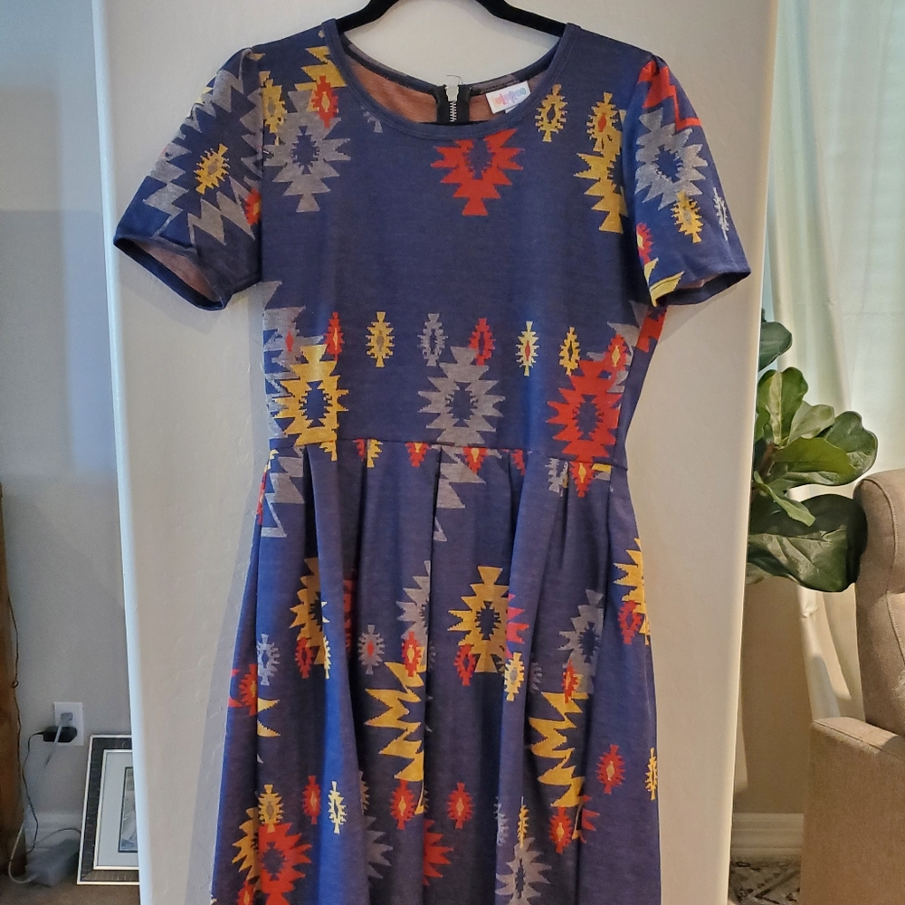 Lularoe Amelia Dress size L